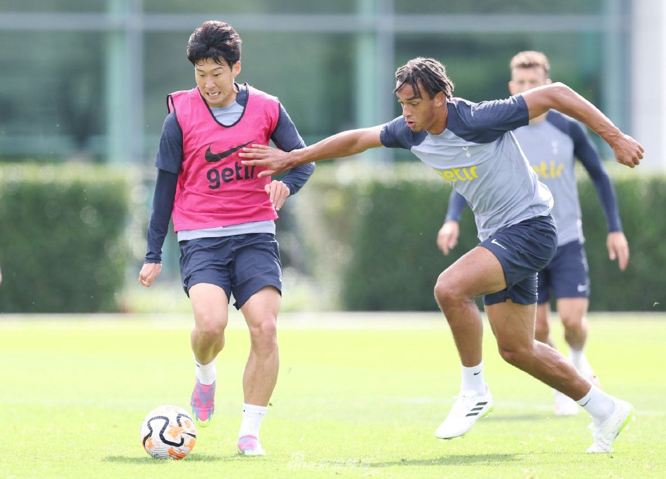 重彩的一笔 重彩的一笔